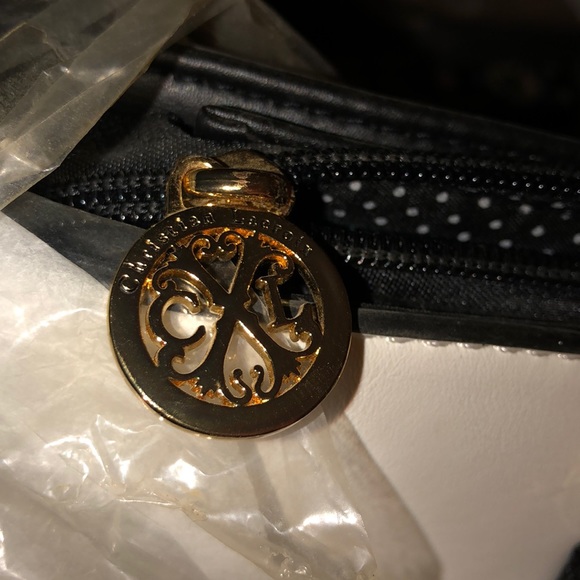 Handbag - Picture 8 of 8